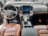 Toyota Land Cruiser VXR 2021